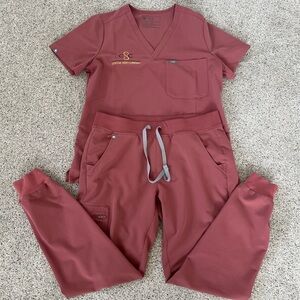 Figs Joggers & V-Neck Scrub Top in Dusty Rose with Gold Embroidery